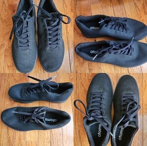 Atoms Black Sneakers Men's 10.5,women's12